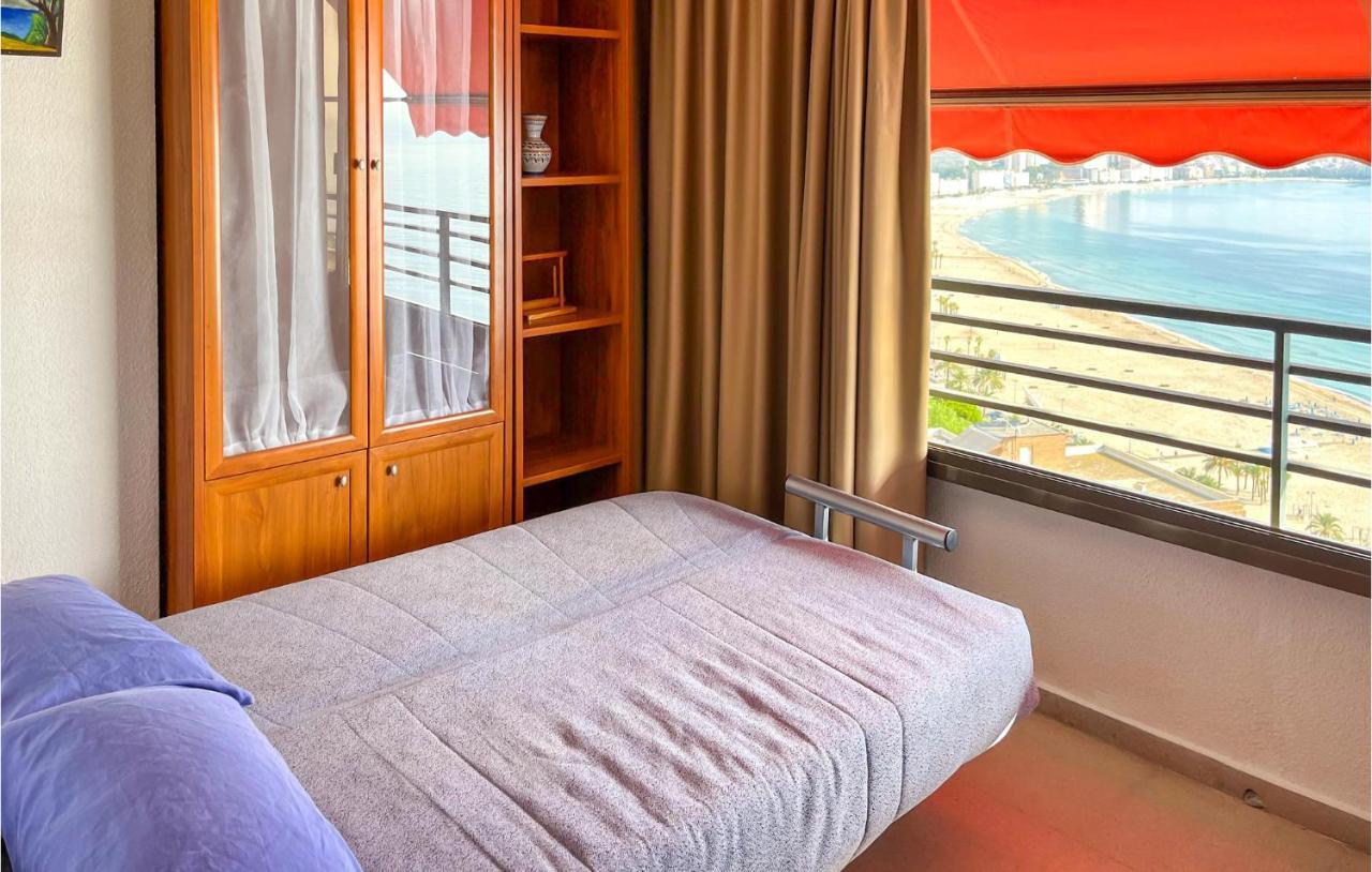 Nice Apartment In Benidorm With Kitchen Exterior foto